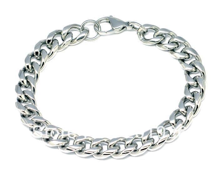 What are bangles? Round, Torque, Slave and Engraved Explained